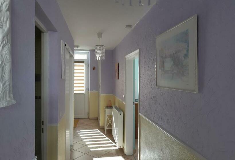 Пансион Village De Vie