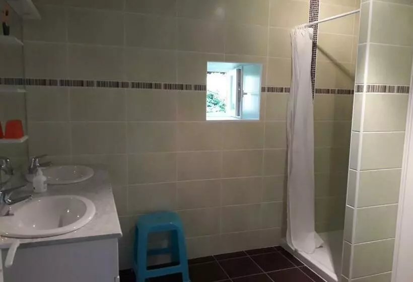 ペンション Village De Vie