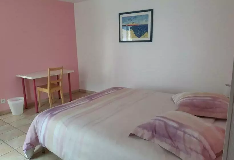 ペンション Village De Vie