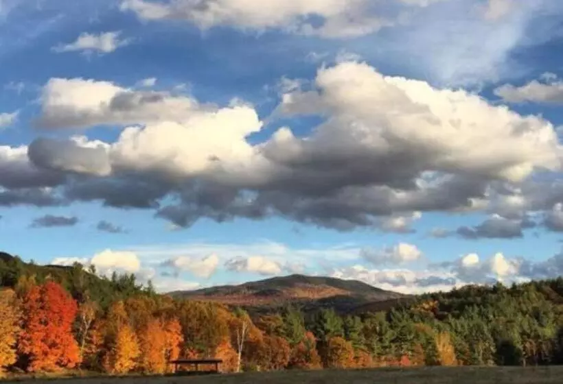 ベッドアンドブレックファースト Bark Eater Inn