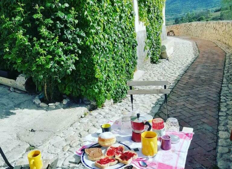 مبيت وإفطار L Armonica Di Nonnosandro