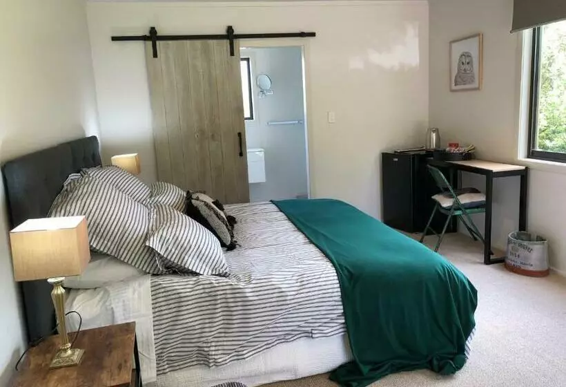 Cedar Park Bed & Breakfast
