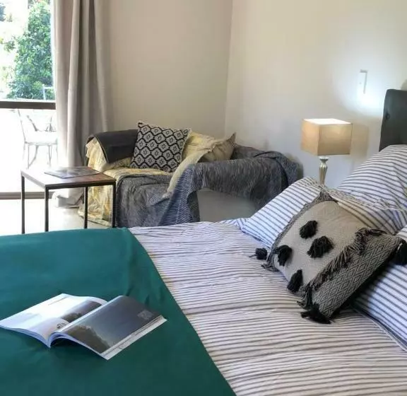 Cedar Park Bed & Breakfast