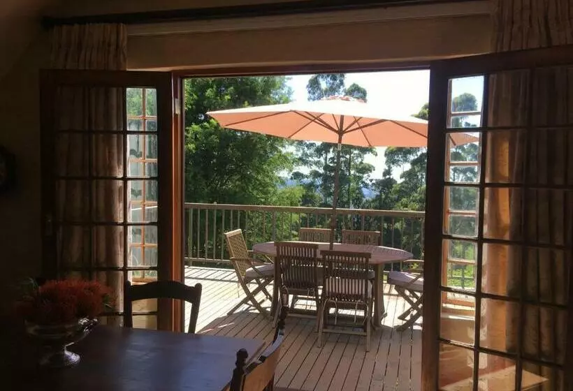 Majatalo Inverknoll Guesthouse