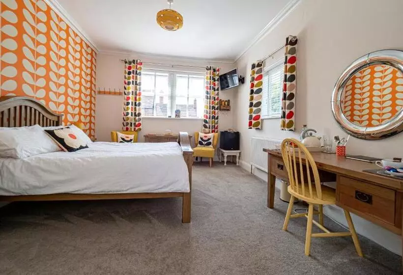 Majatalo Merlstead House