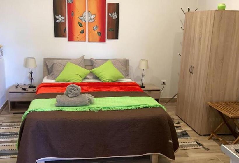 پانسیون Tabua Village