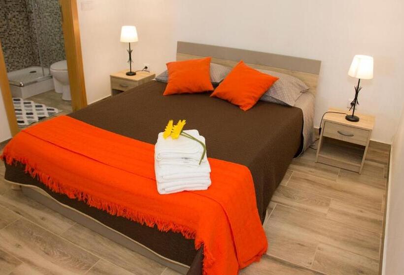 پانسیون Tabua Village