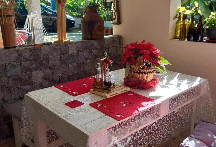 پانسیون Tabua Village