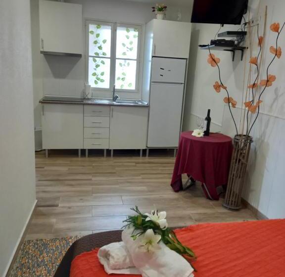 پانسیون Tabua Village