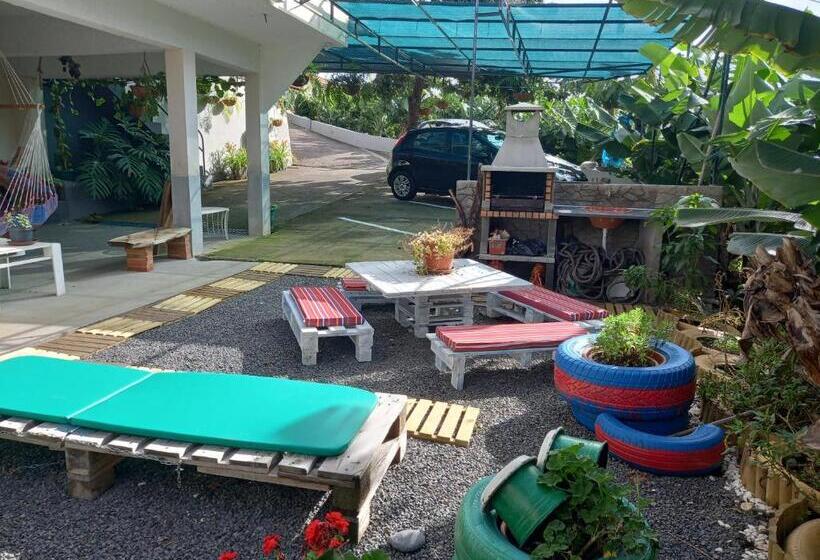 پانسیون Tabua Village