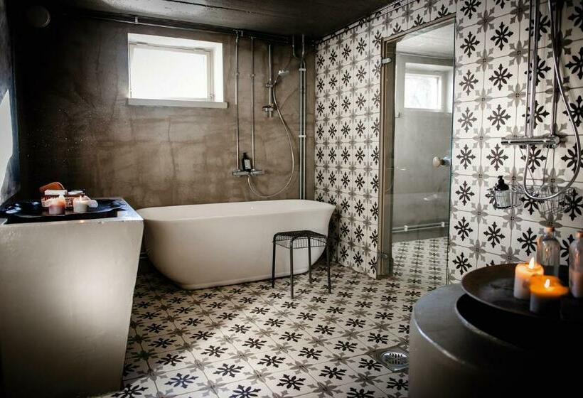 פנסיון Vivante Basement Accommodation