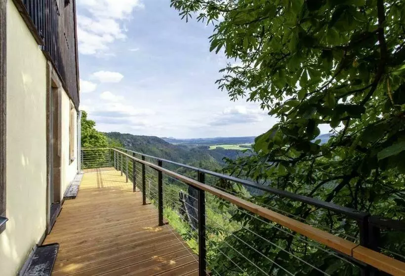 ユースホステル Brand Baude