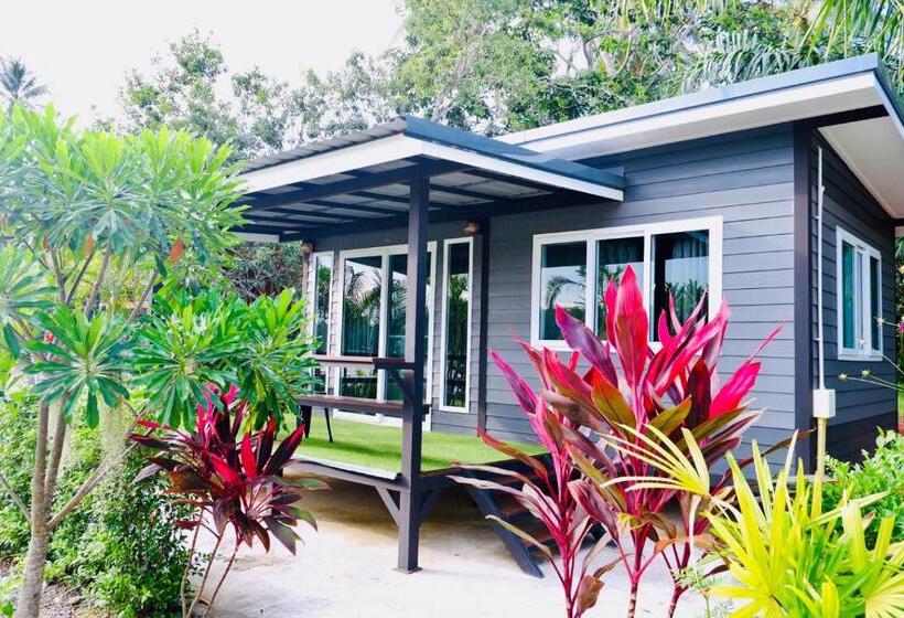 צימר Baantia Chomtawan