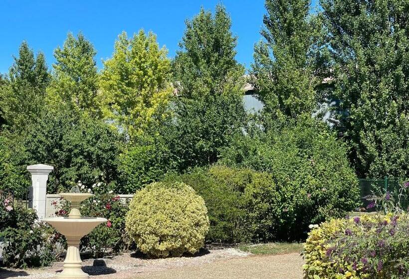 مبيت وإفطار Domaine Du Clos Pallacien