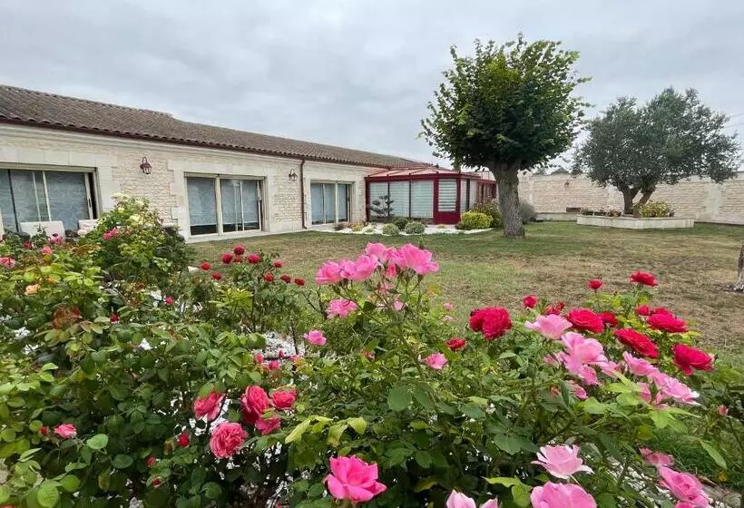 ベッドアンドブレックファースト Domaine Du Clos Pallacien
