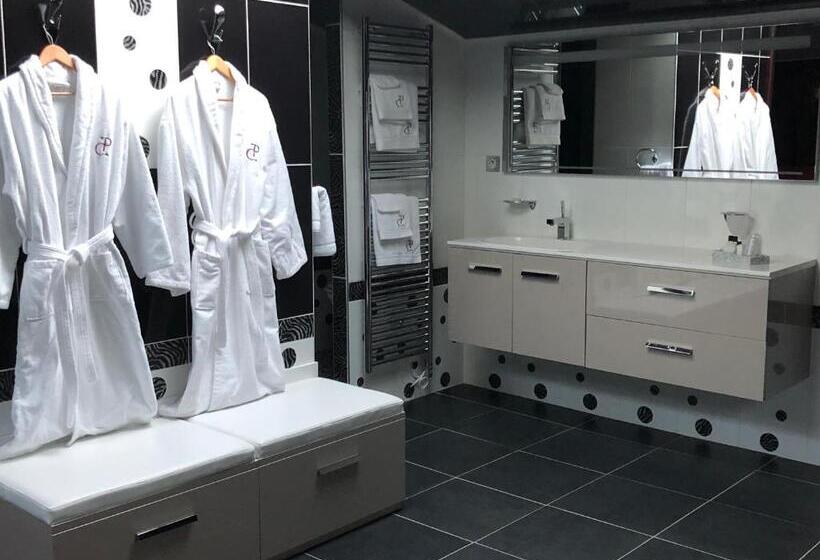 مبيت وإفطار Domaine Du Clos Pallacien