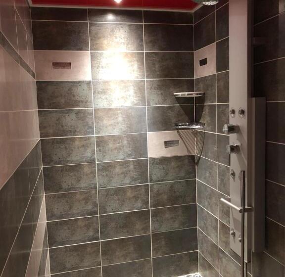 مبيت وإفطار Domaine Du Clos Pallacien