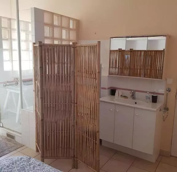 ベッドアンドブレックファースト La Ferme Des Ruelles