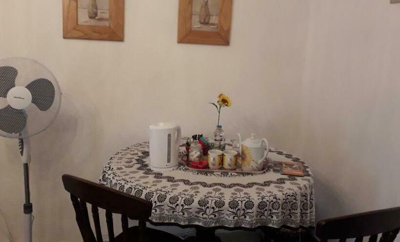 مبيت وإفطار La Maison Des Fleurs