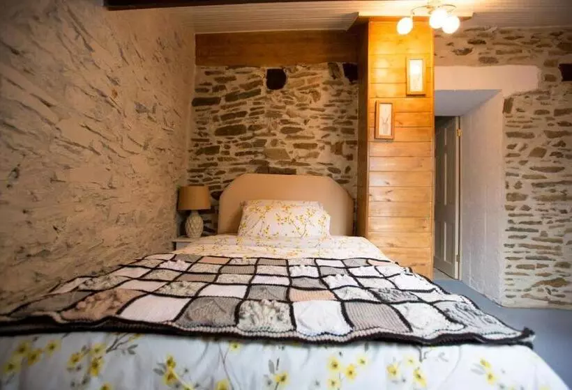 Aamiaismajoitus (B&B) La Maison Des Fleurs