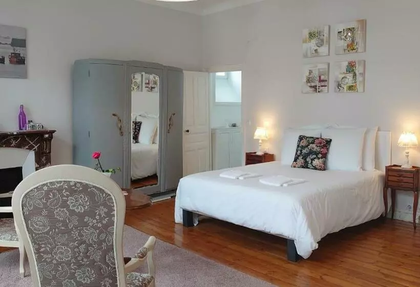 ベッドアンドブレックファースト La Maison Serrurier   Chambres D’hôtes