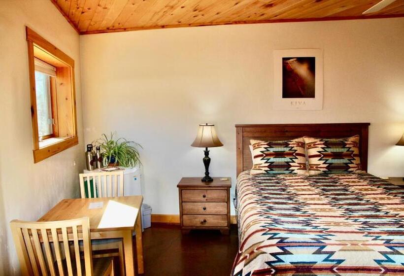 Bed and Breakfast Red Moon Lodge