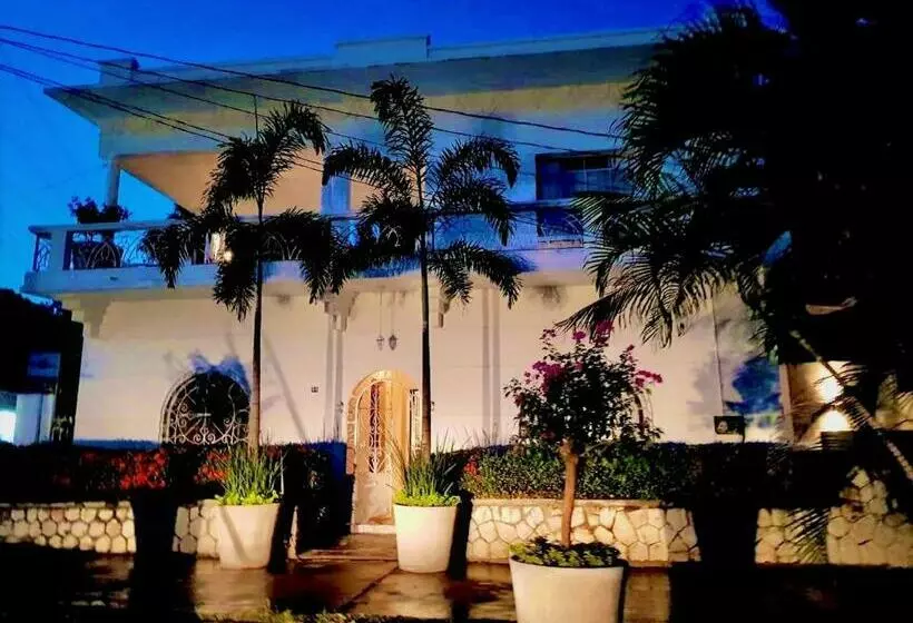 ホテル Hostal Casablanca
