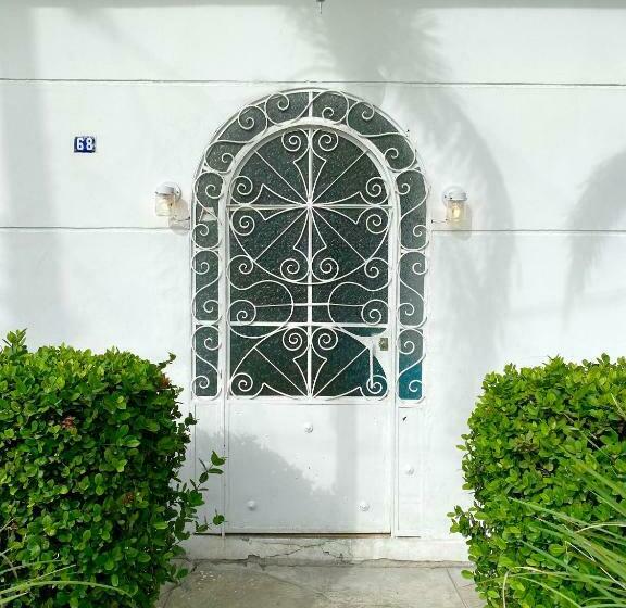 فندق Hostal Casablanca