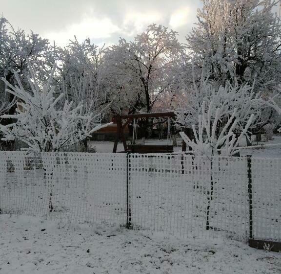 펜션 Casa Traditionala Subcetate