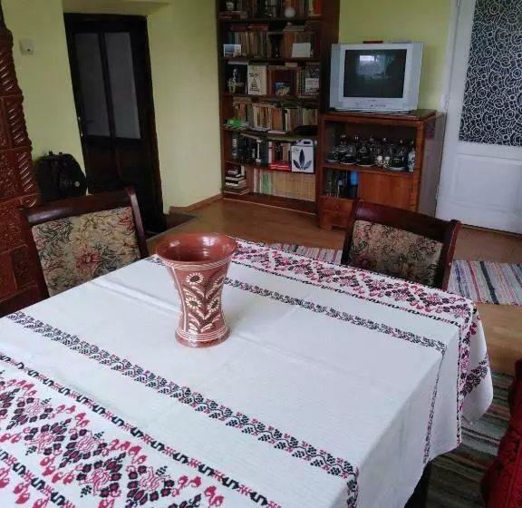 ペンション Casa Traditionala Subcetate