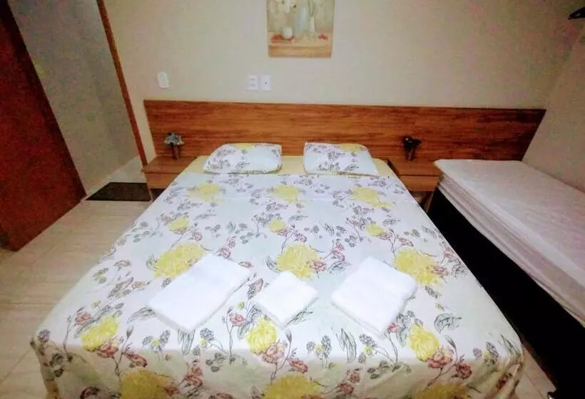 Majatalo Pouso Oliveira Suítes