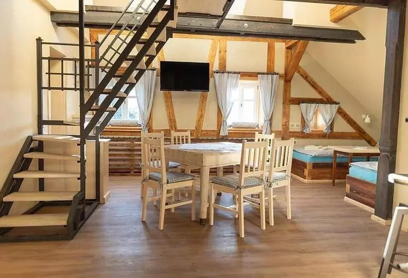 Majatalo Stará škola