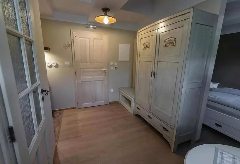 Majatalo Stará škola