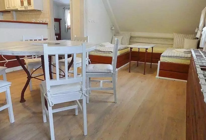 Majatalo Stará škola