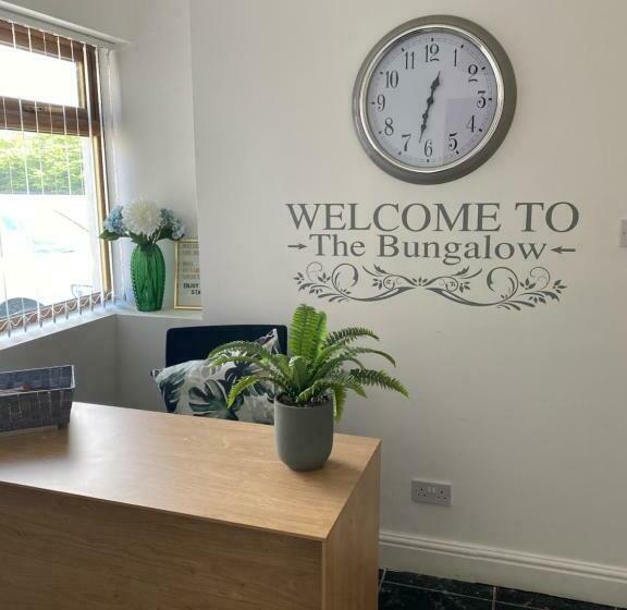 住宿加早餐  The Bungalow