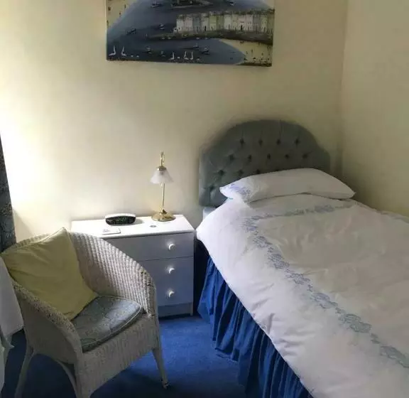 Chart House Bed And Breakfast