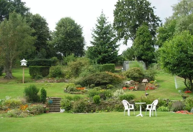 Chart House Bed And Breakfast