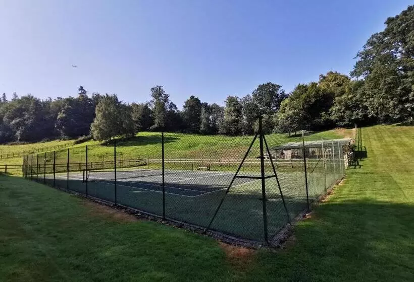 Chart House Bed And Breakfast