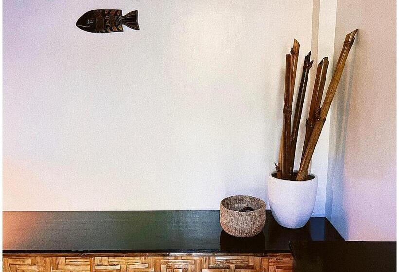 Hotel Everyday Sunday Formerly Carl S Island Inn