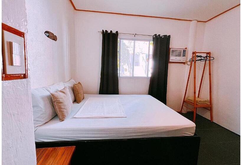 Hotel Everyday Sunday Formerly Carl S Island Inn