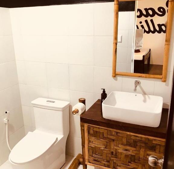 Hotel Everyday Sunday Formerly Carl S Island Inn