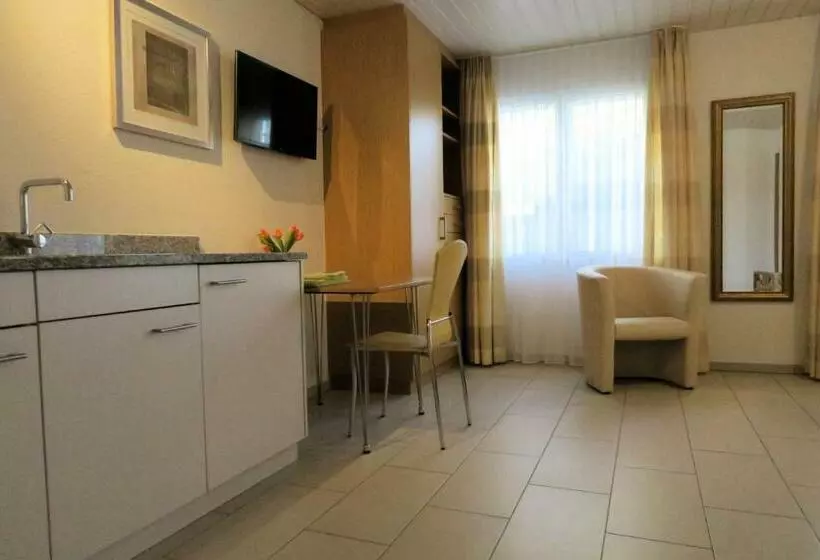 Hotelli Landgasthof Krone Bed & Breakfast