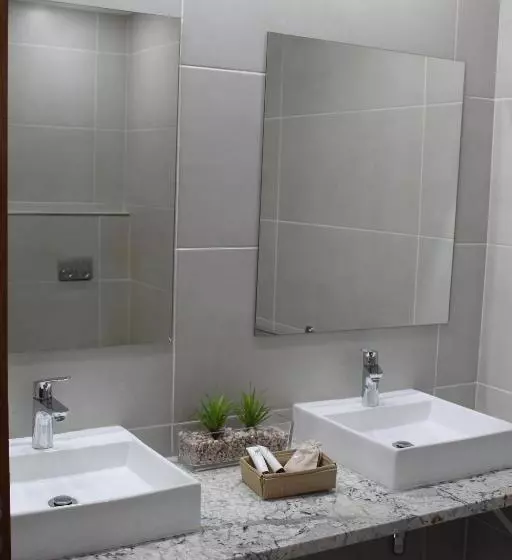 Majatalo Adam S Guest House