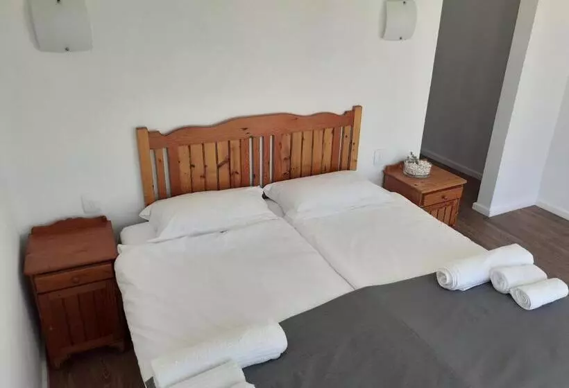 Majatalo Adam S Guest House