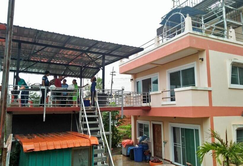 Pension บ้านแสงเพ็ญ By แช่มช้อย