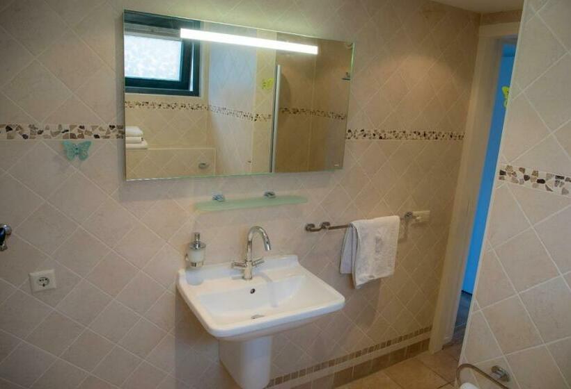 פנסיון Houseboat Piano Forte