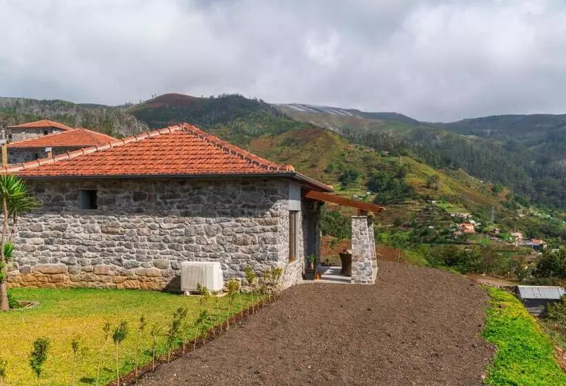 Majatalo Rochão Village By Rent2u, Lda