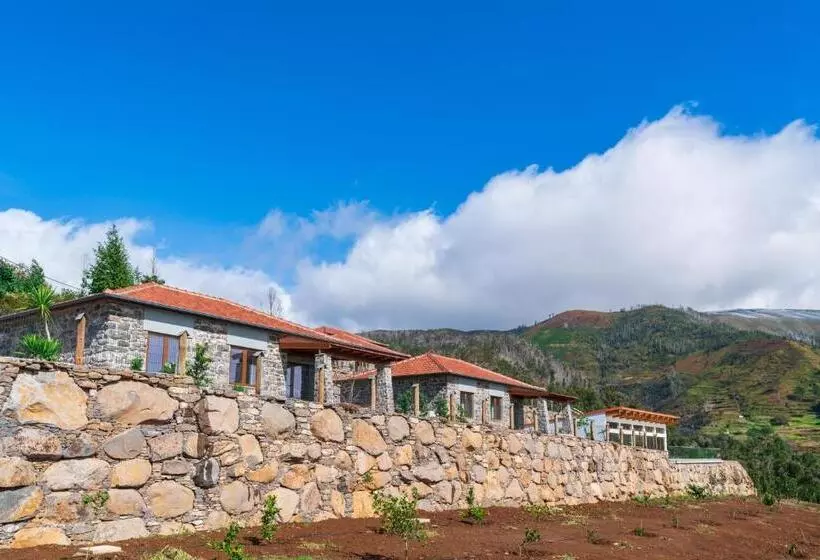 Majatalo Rochão Village By Rent2u, Lda