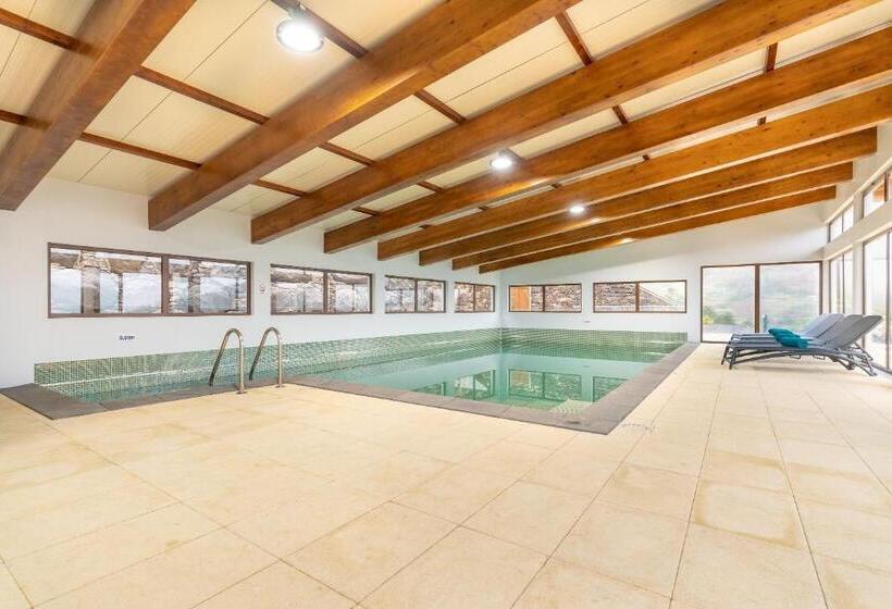 پانسیون Rochão Village By Rent2u, Lda