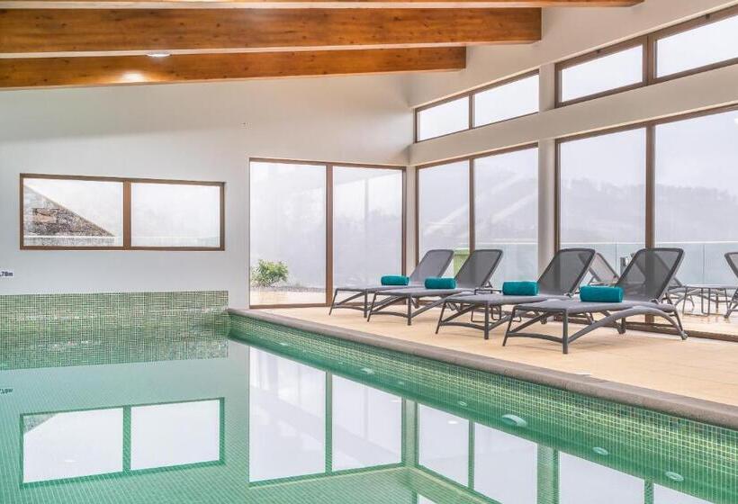 پانسیون Rochão Village By Rent2u, Lda